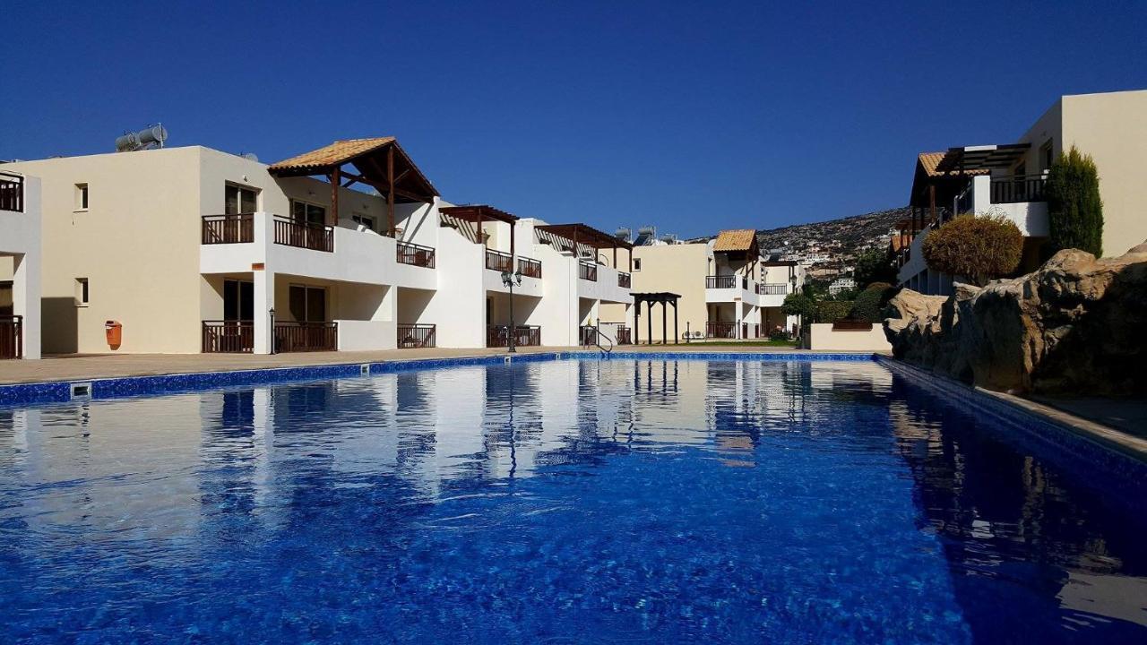 C5 Vanessa Poolside Apartment Peyia Dış mekan fotoğraf